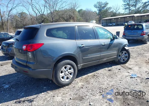2010 Chevrolet Traverse Ls z USA, uszkodzony, nr VIN 1GNLREED1AJ233514